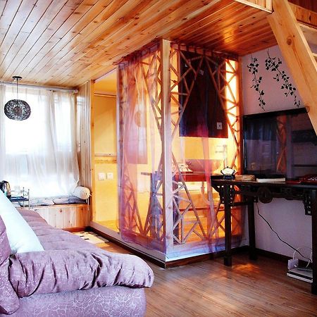 Отель Lijiang Overseas Club Экстерьер фото