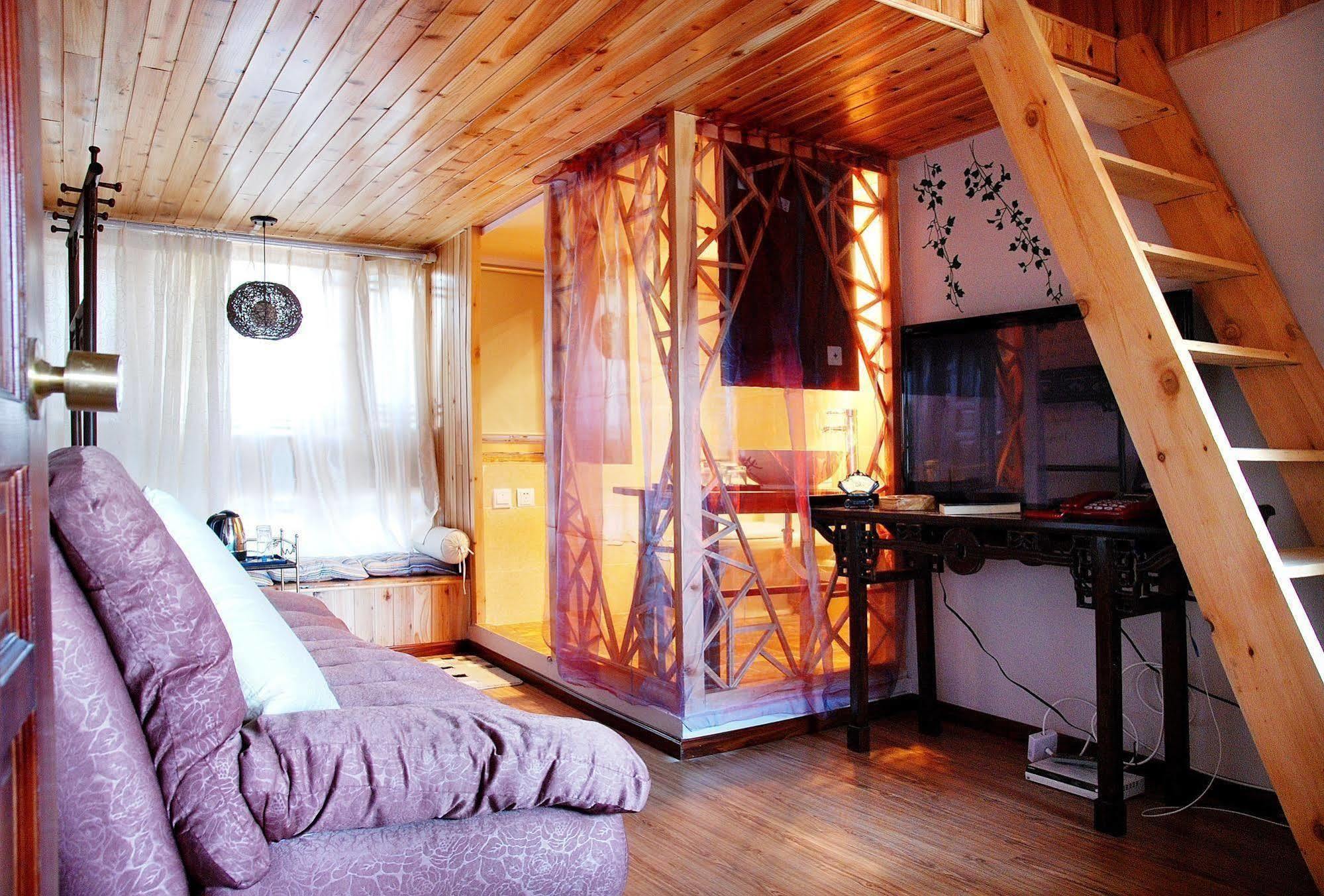 Отель Lijiang Overseas Club Экстерьер фото